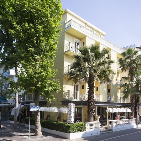 Hotel La Nidiola Риччоне Екстер'єр фото